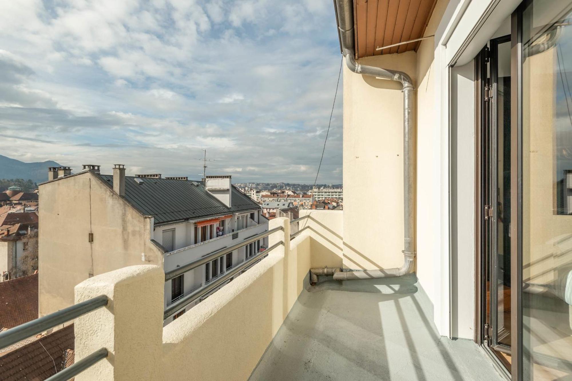 Le Beau Marcy - Contemporary City Centre Flat Annecy Eksteriør billede